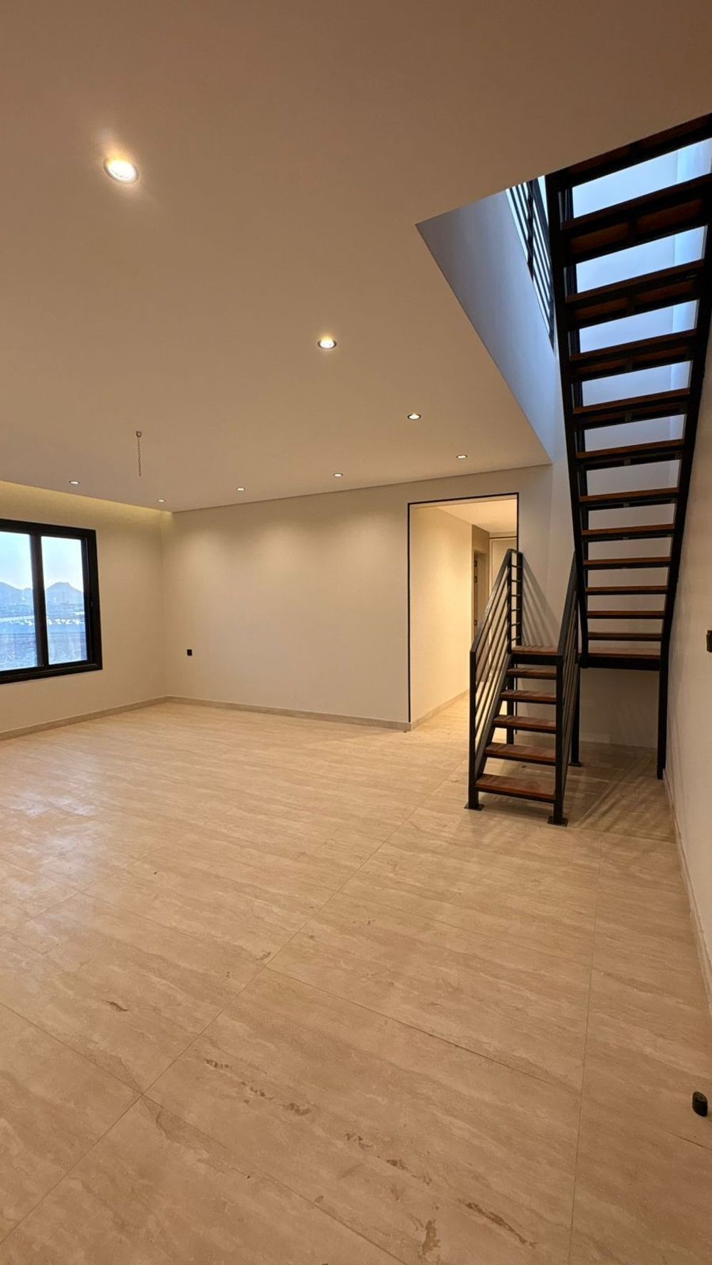 5 bedroom building in Shawran, Madinah 2