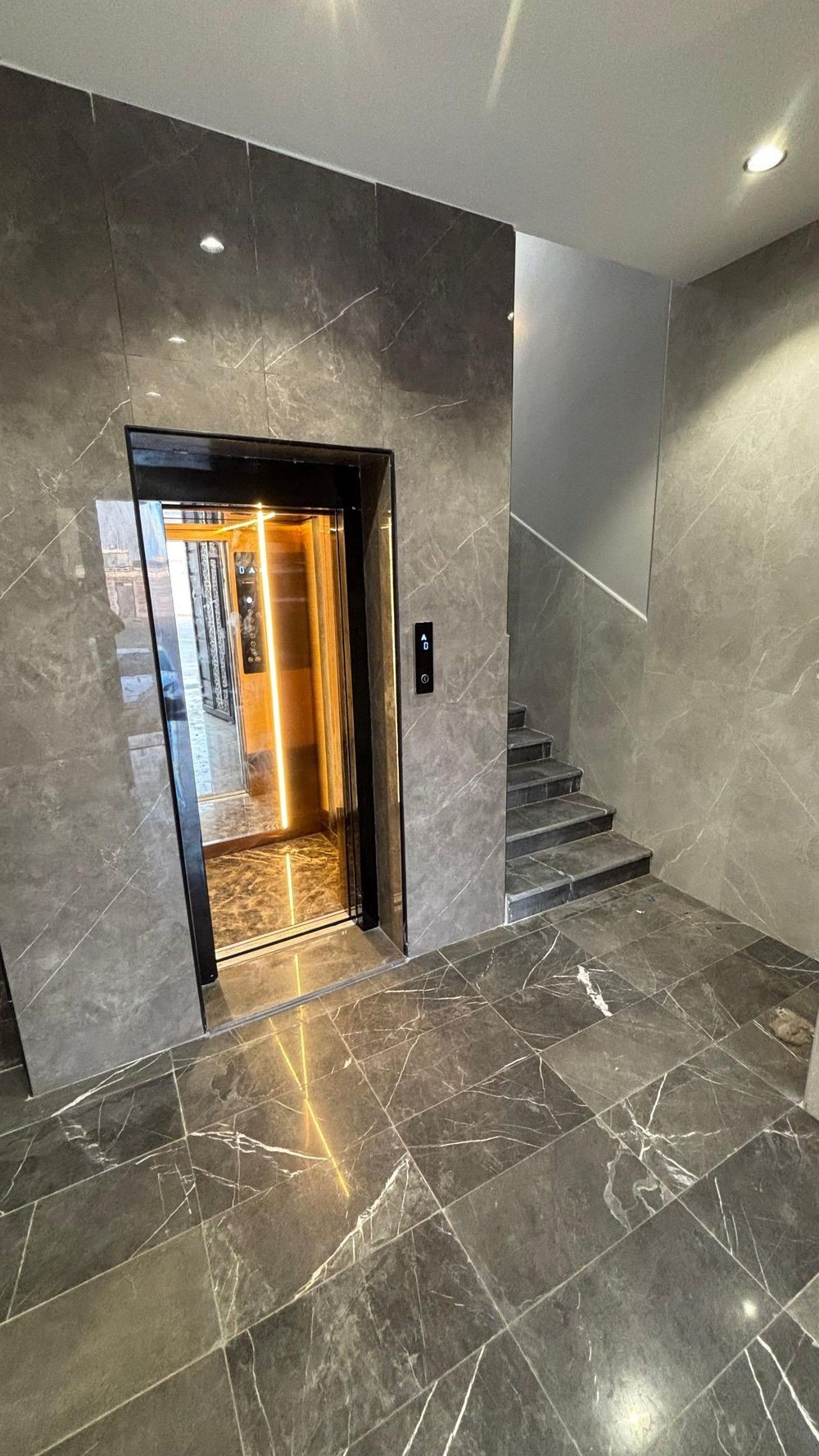 5 bedroom apartment in Al Hasa, Madinah 11