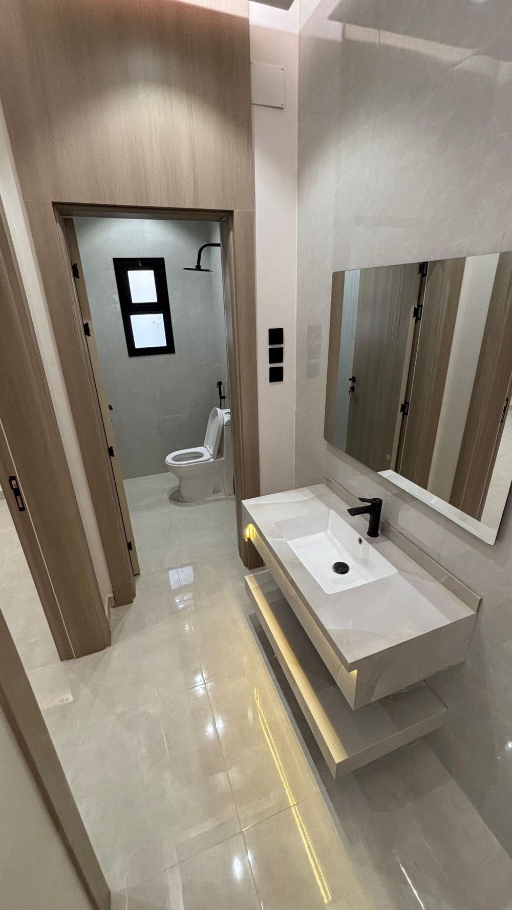 5 bedroom apartment in Al Hasa, Madinah 13