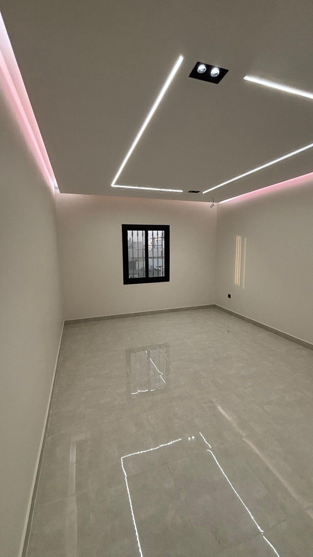 5 bedroom apartment in Al Hasa, Madinah 12