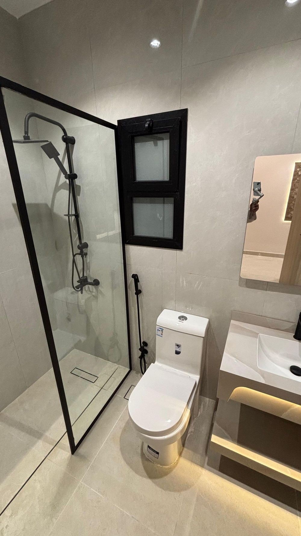5 bedroom apartment in Al Hasa, Madinah 2