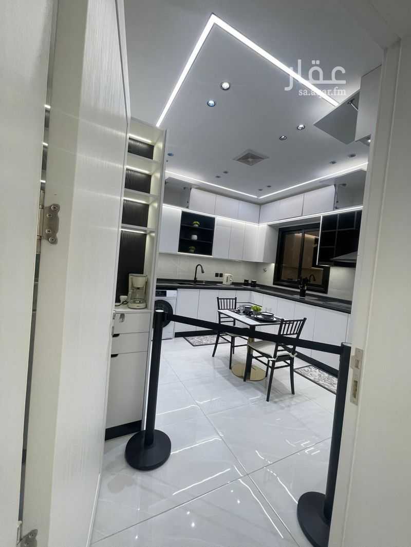 4 bedroom apartment in Shawran, Madinah 7