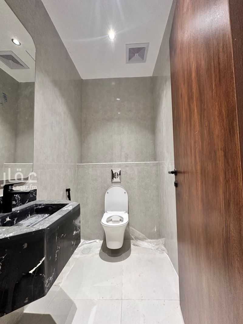 6 bedroom apartment in Al Rawabi, Madinah 10