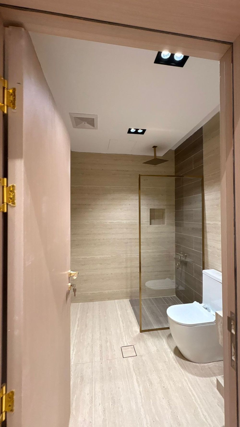 3 bedroom building in Shawran, Madinah 9