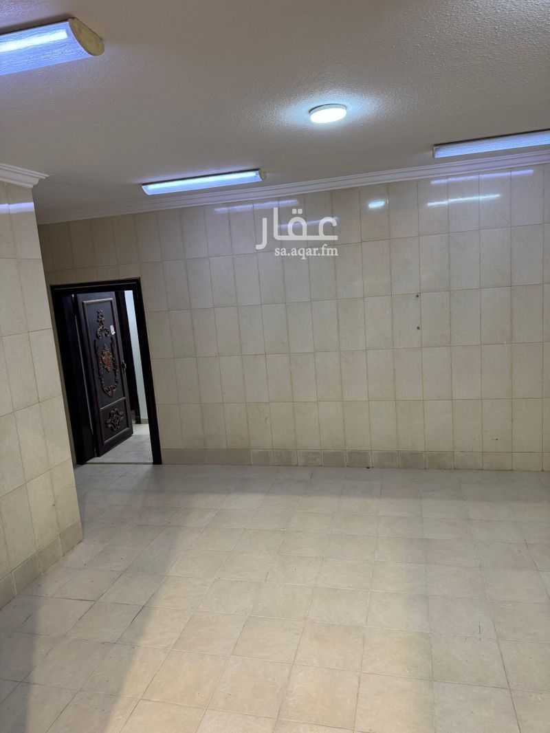 3 bedroom office in Tuwaiq, Riyadh 13
