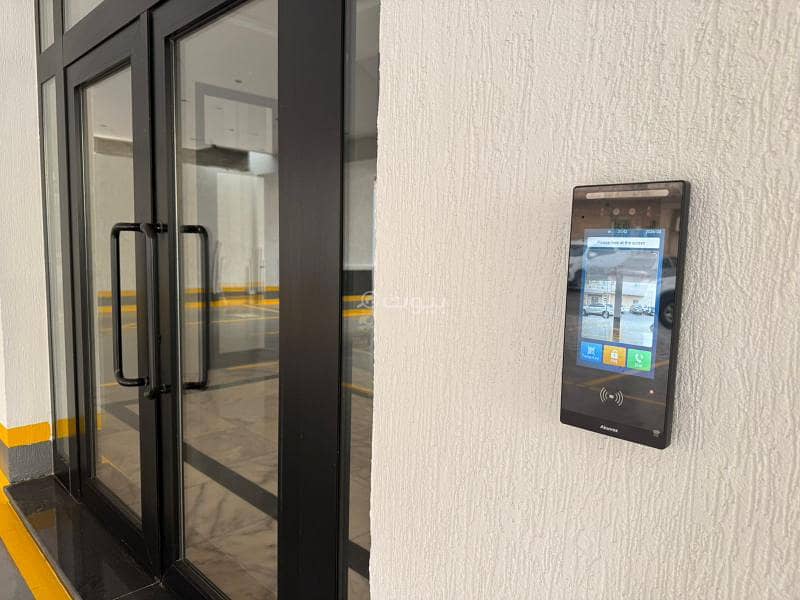 2 bedroom apartment in Al Salamah, Jeddah 6