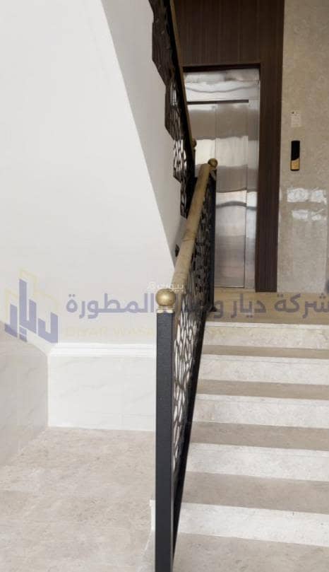 5 bedroom apartment in King Fahd, Madinah 3