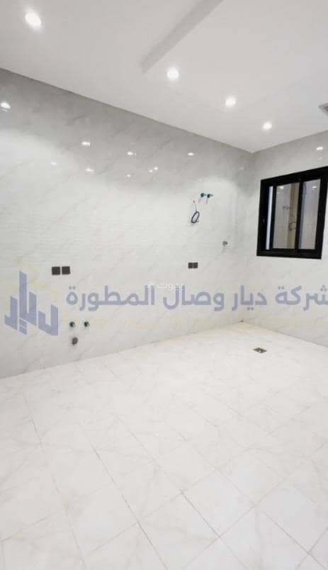 5 bedroom apartment in King Fahd, Madinah 8