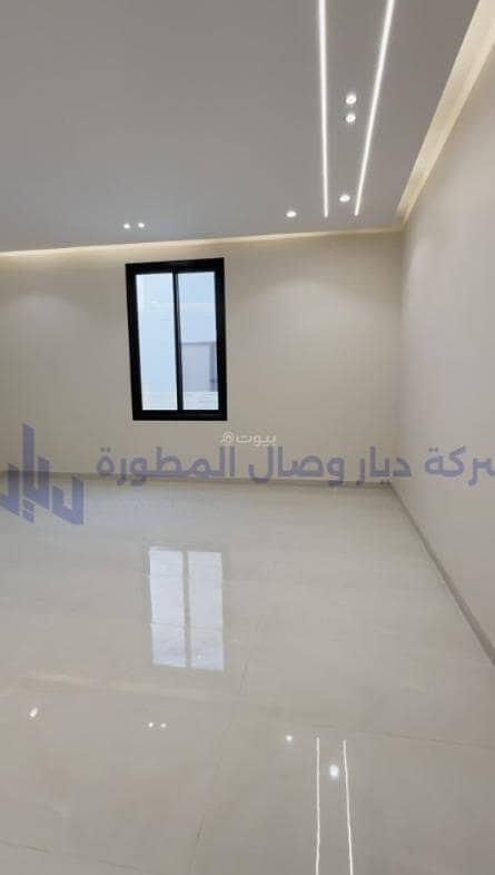5 bedroom apartment in King Fahd, Madinah 9