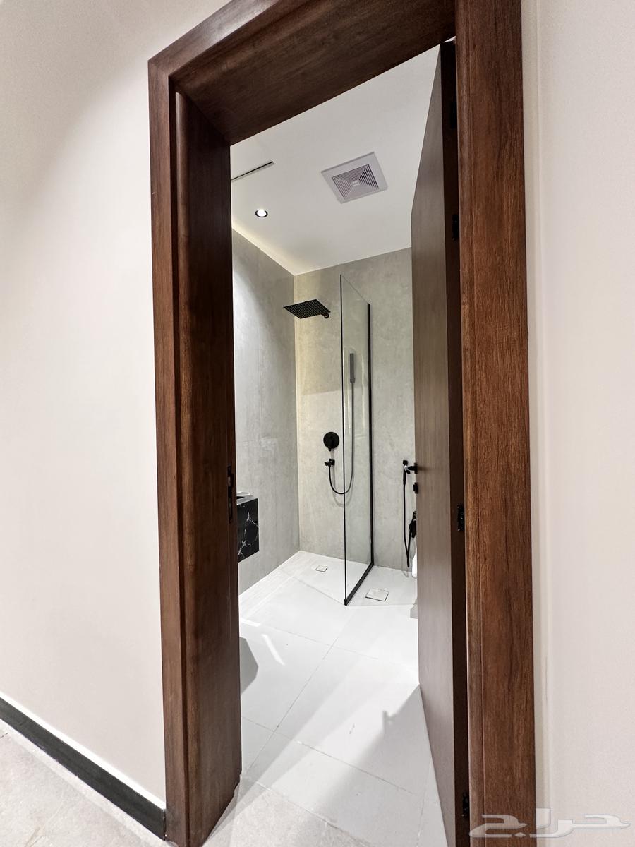 6 bedroom apartment in Al Rawabi, Madinah 7