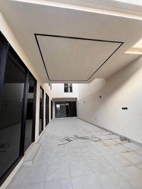 4 bedroom villa in Al Mahdiyyah, Riyadh 11