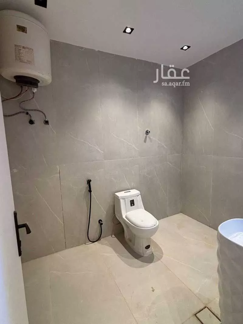 شقة 1 غرف في العقيق 4
