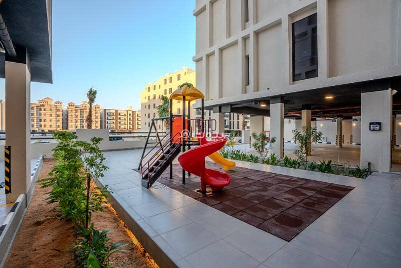 3 bedroom apartment in Al Hamra, Eastern Province 16