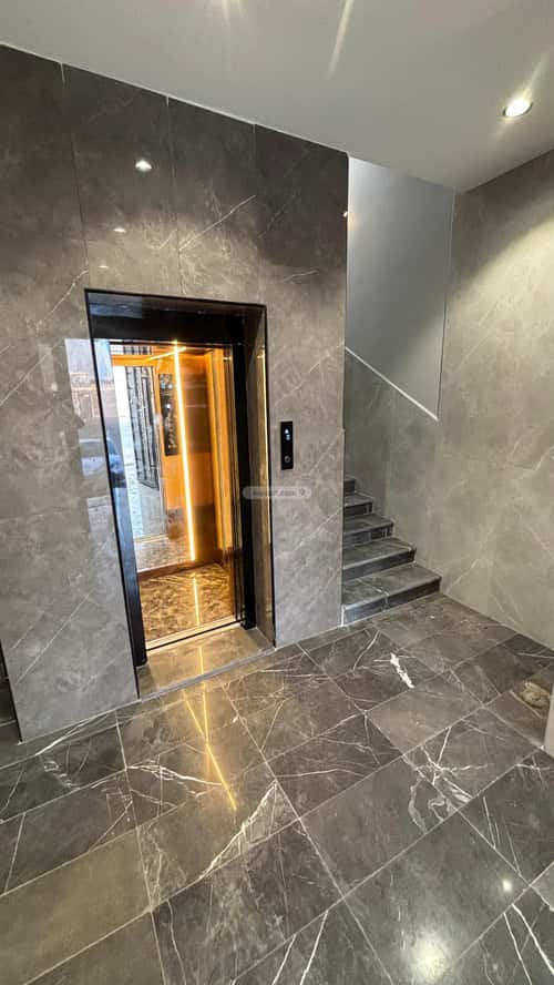 5 bedroom apartment in Al Hasa, Madinah 4