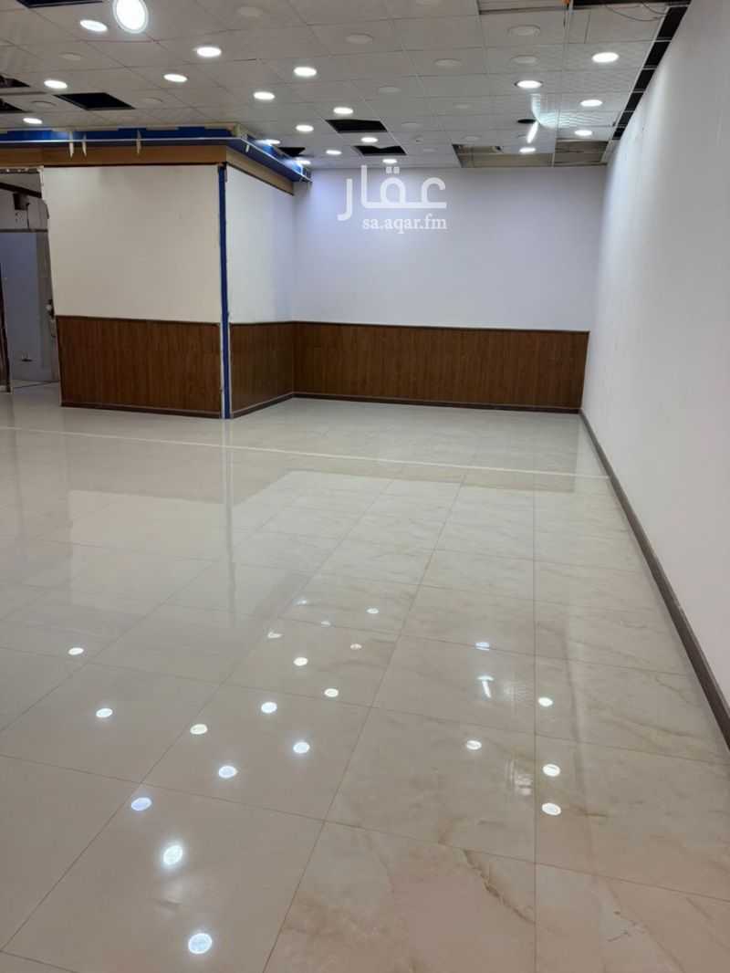shop in At Taawon, Riyadh 4