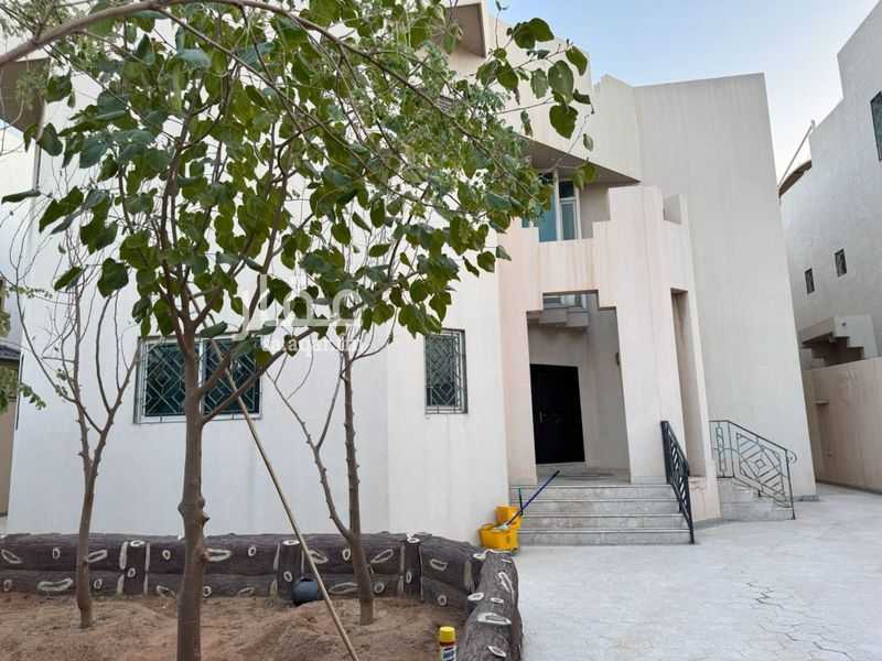 6 bedroom villa in Al Rabwa, Riyadh 3