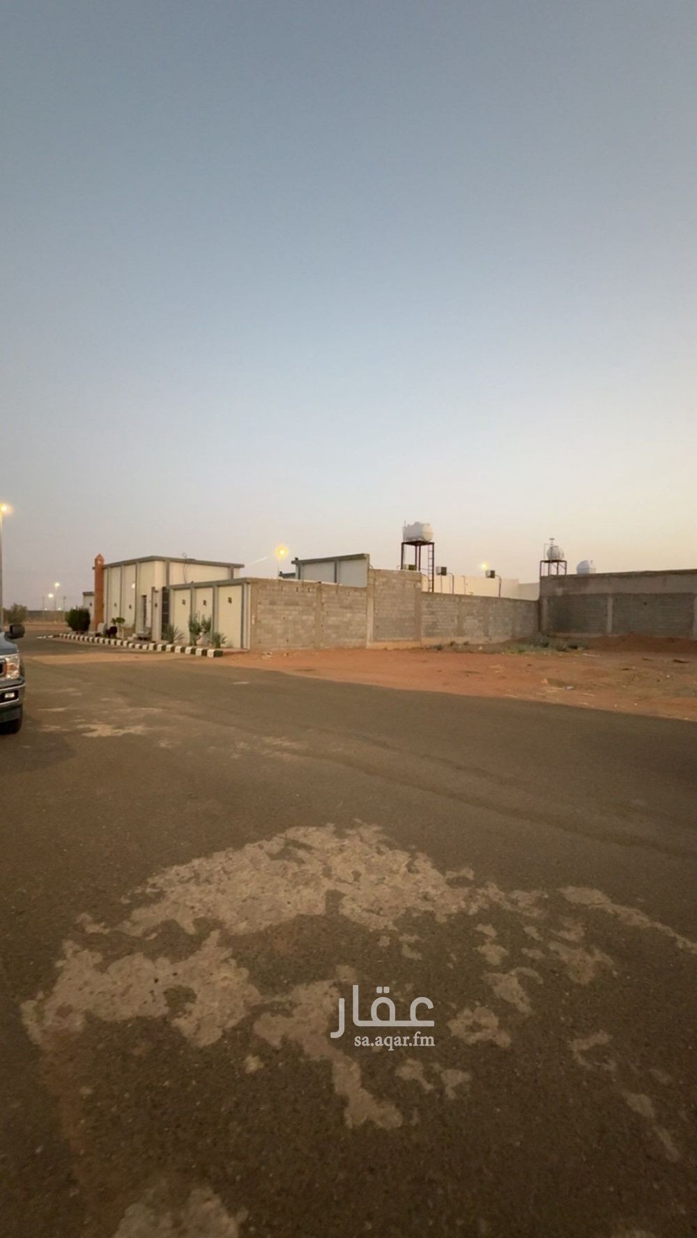 land in An Naqrah, Hail 3