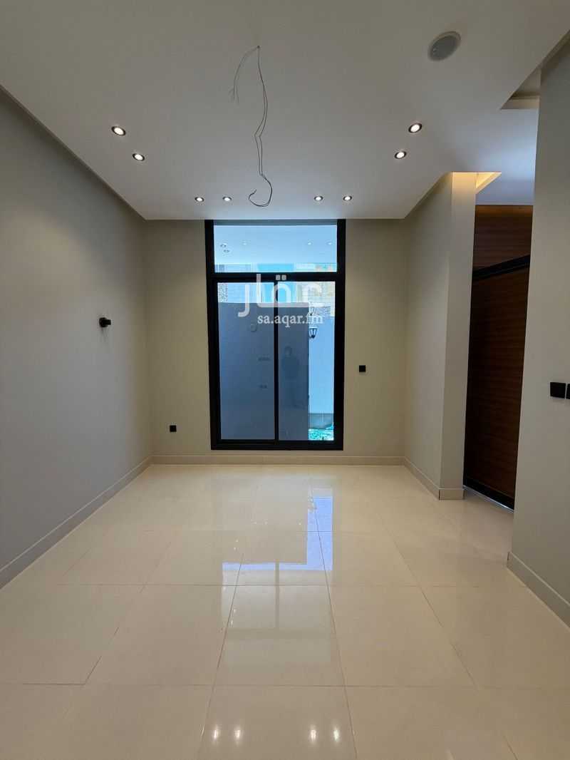 5 bedroom building in Az Zomorod, Jeddah 14
