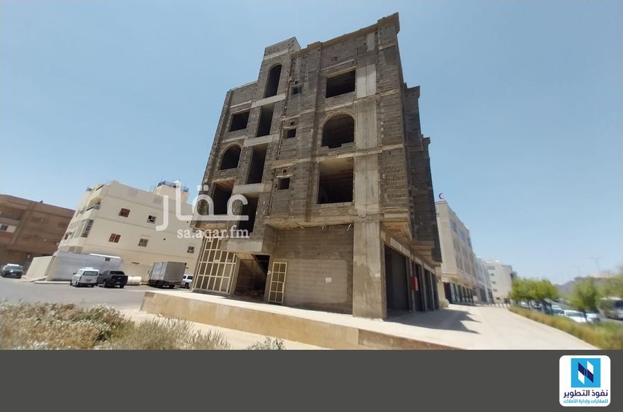 5 bedroom building in Al Dhahirah, Madinah 3
