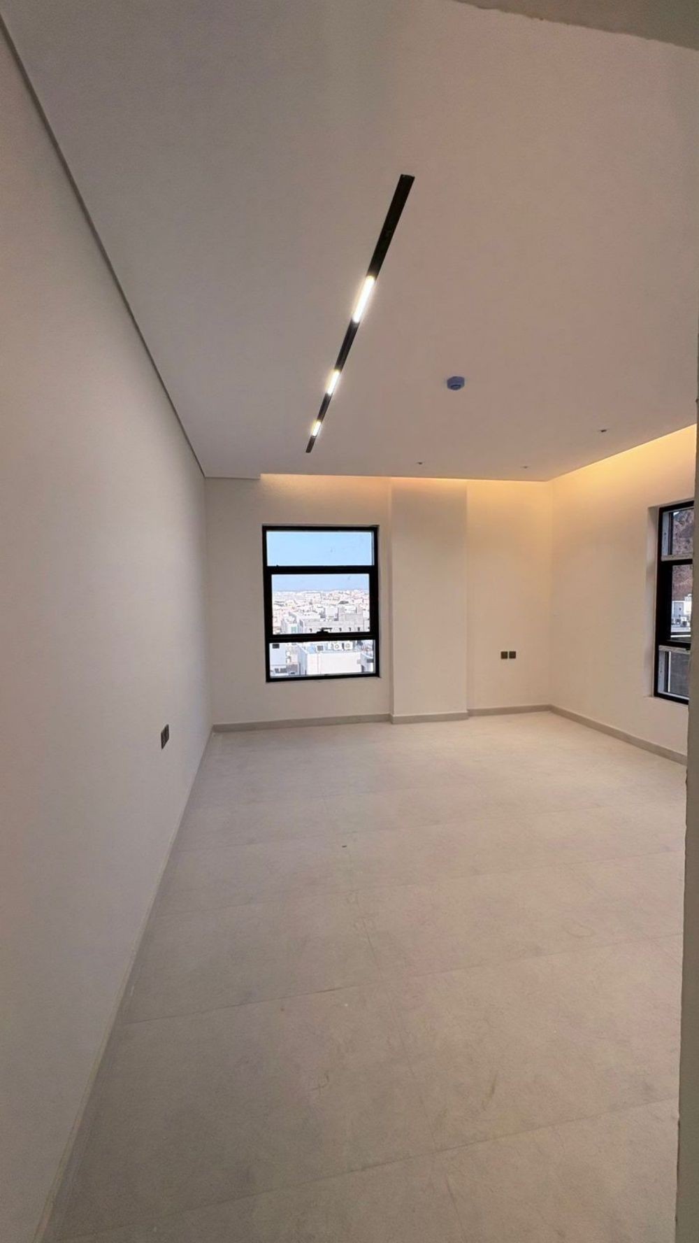 4 bedroom apartment in Al Jamawat, Madinah 7