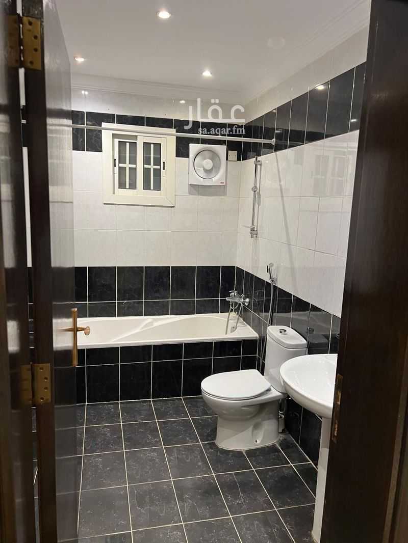 30 bedroom building in Al Shati, Jeddah 25