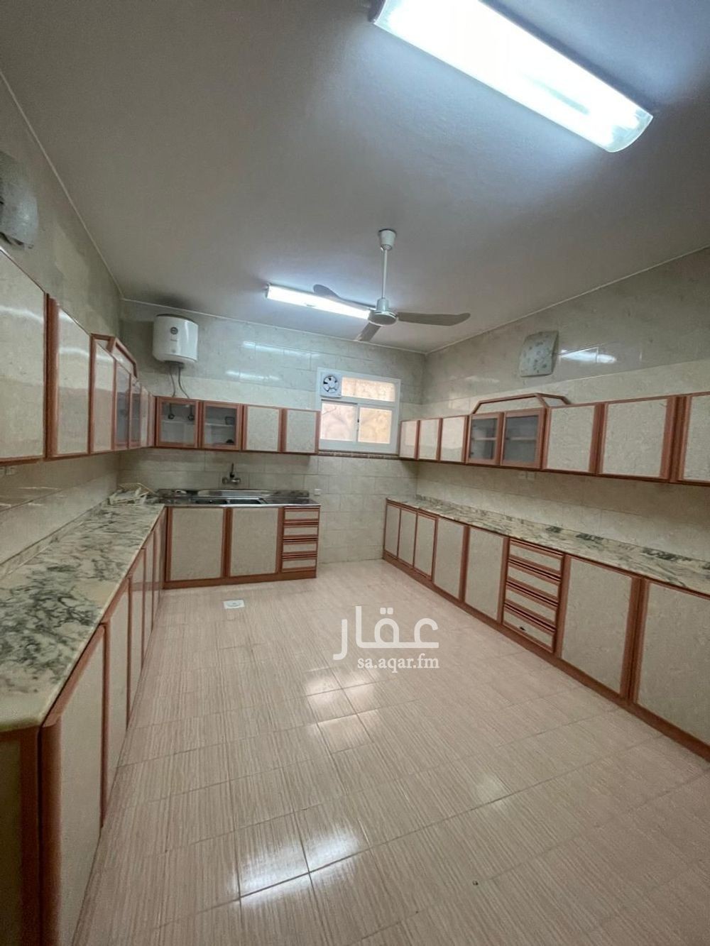 عقار 15 غرف في الصقور، خميس مشيط 15