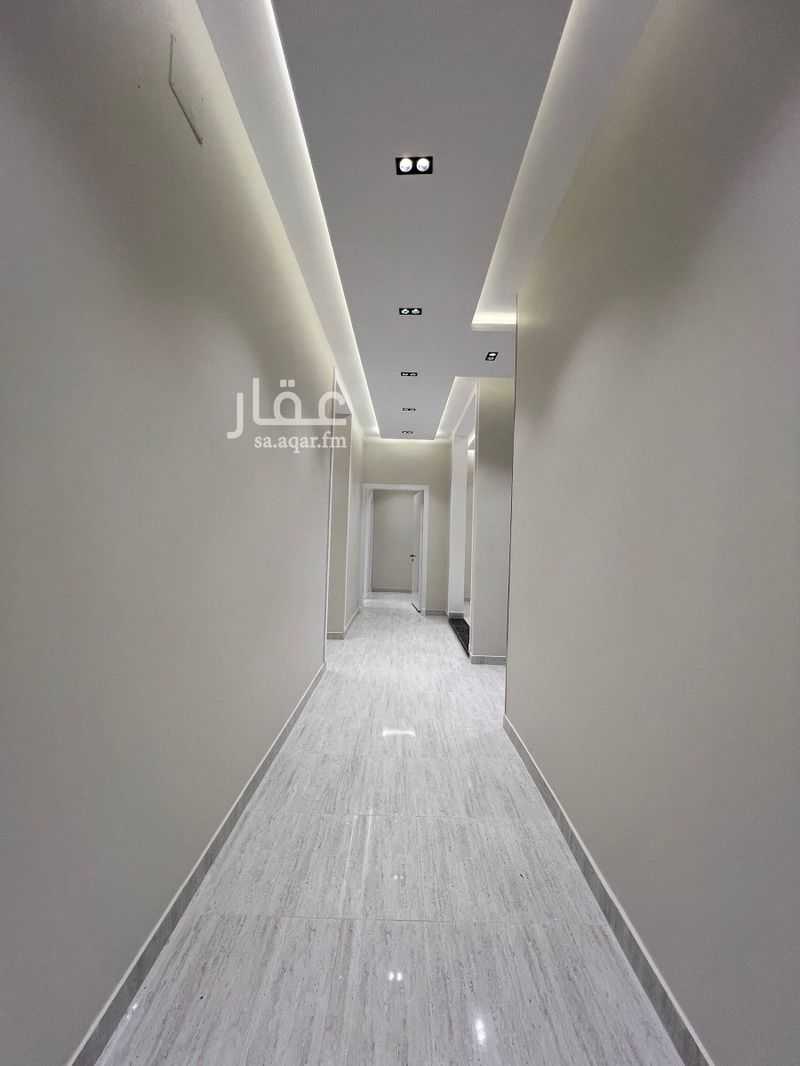 6 bedroom apartment in Damak, Khamis Mushait 4