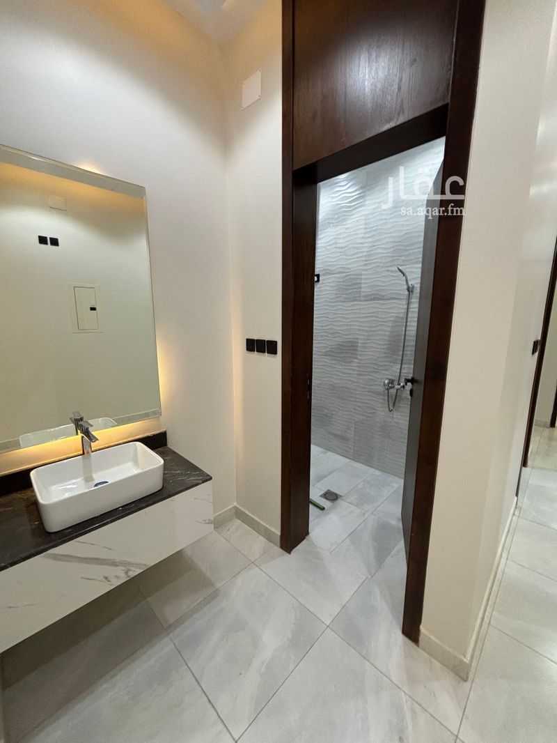 6 bedroom apartment in Al Nahda, Khamis Mushait 3