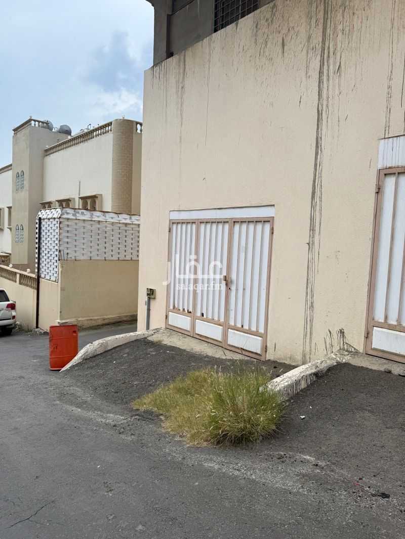 2 bedroom warehouse in Al Murooj, Abha 6