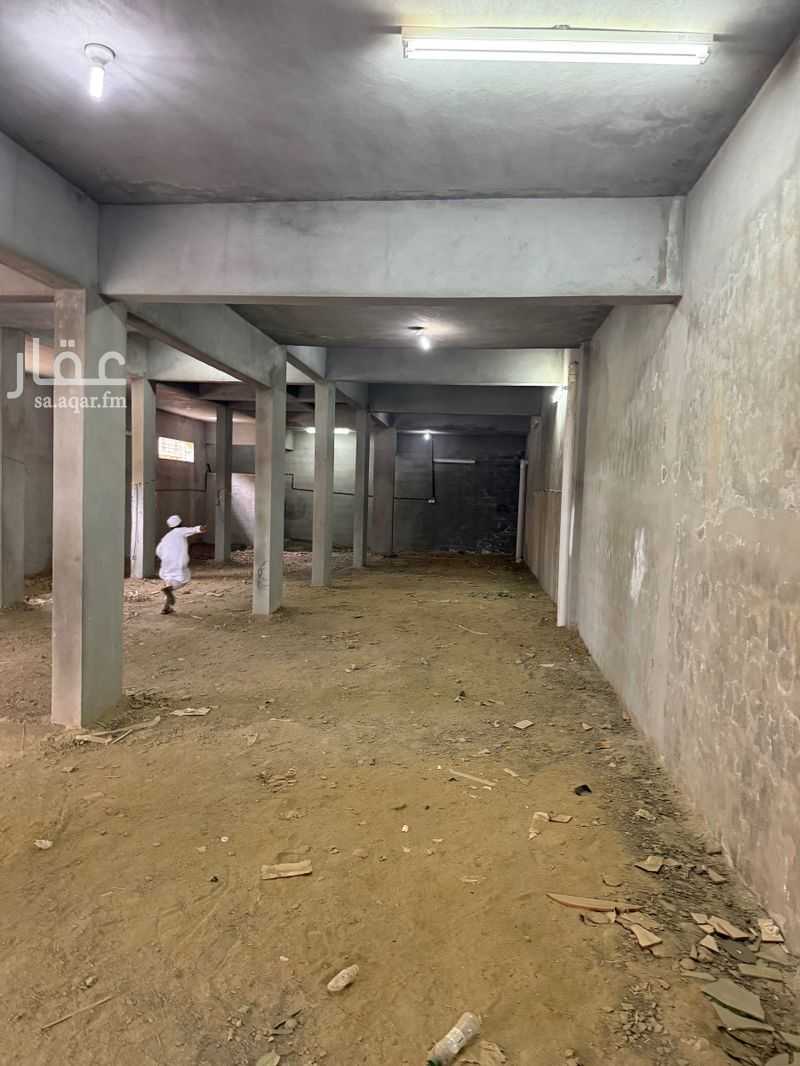 2 bedroom warehouse in Al Murooj, Abha 8