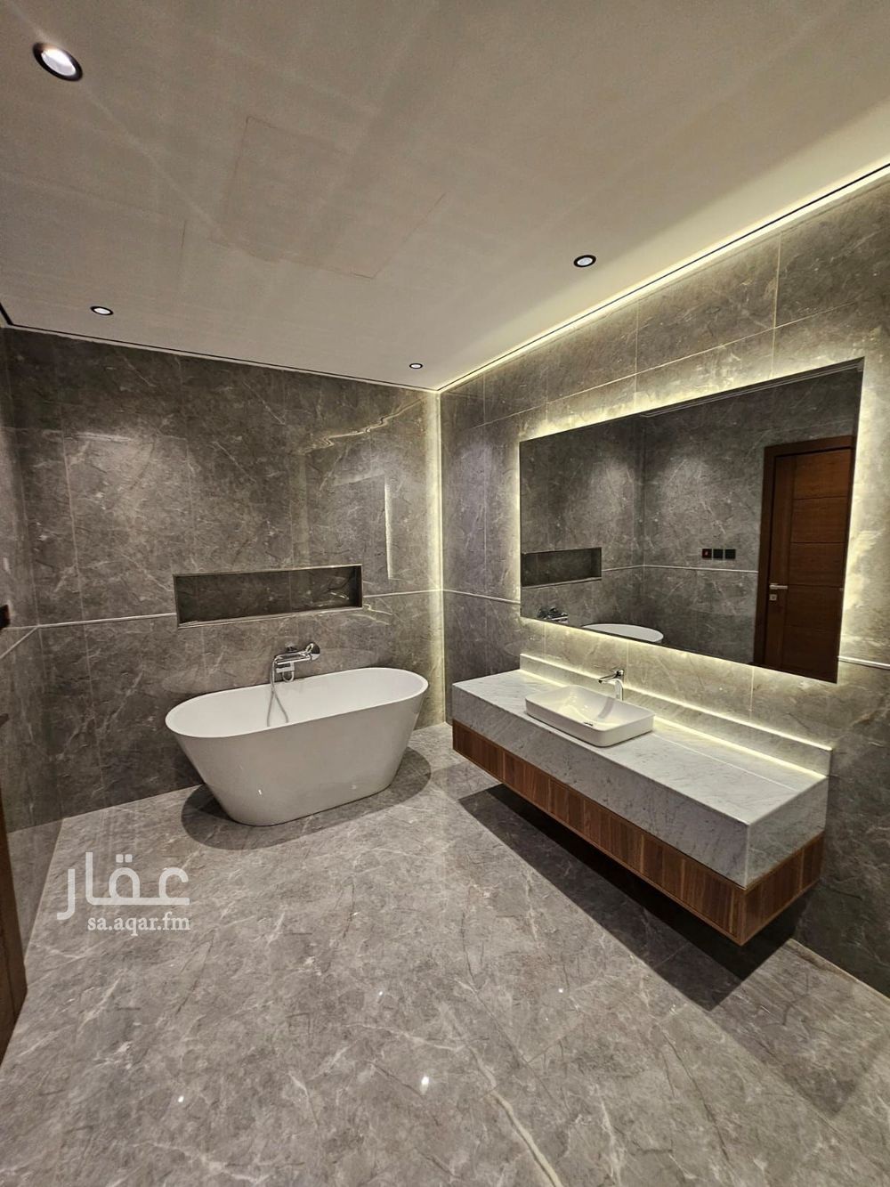 6 bedroom villa in Al Amwaj, Jeddah 16