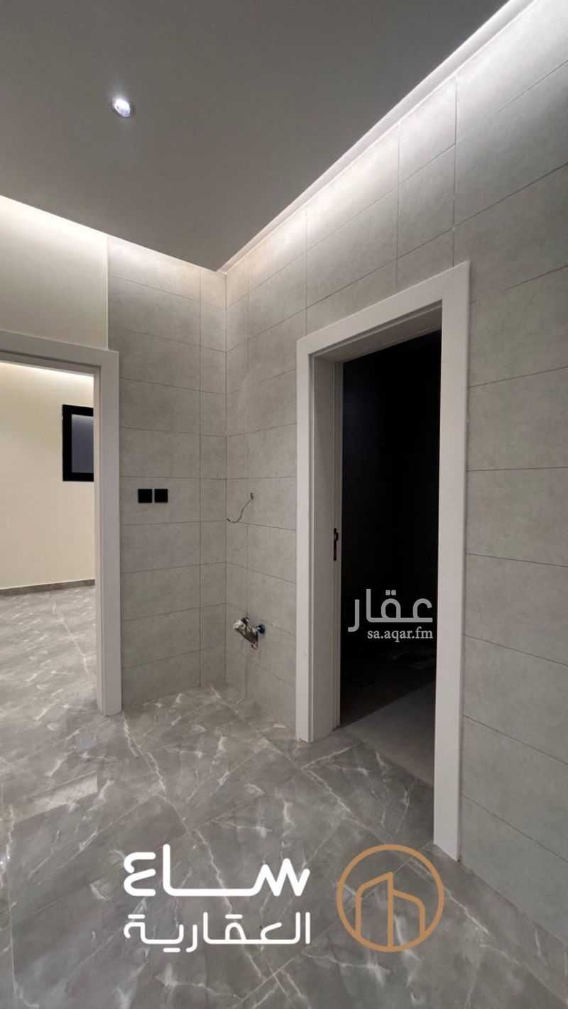 5 bedroom villa in Wasit, Qassim Region 13