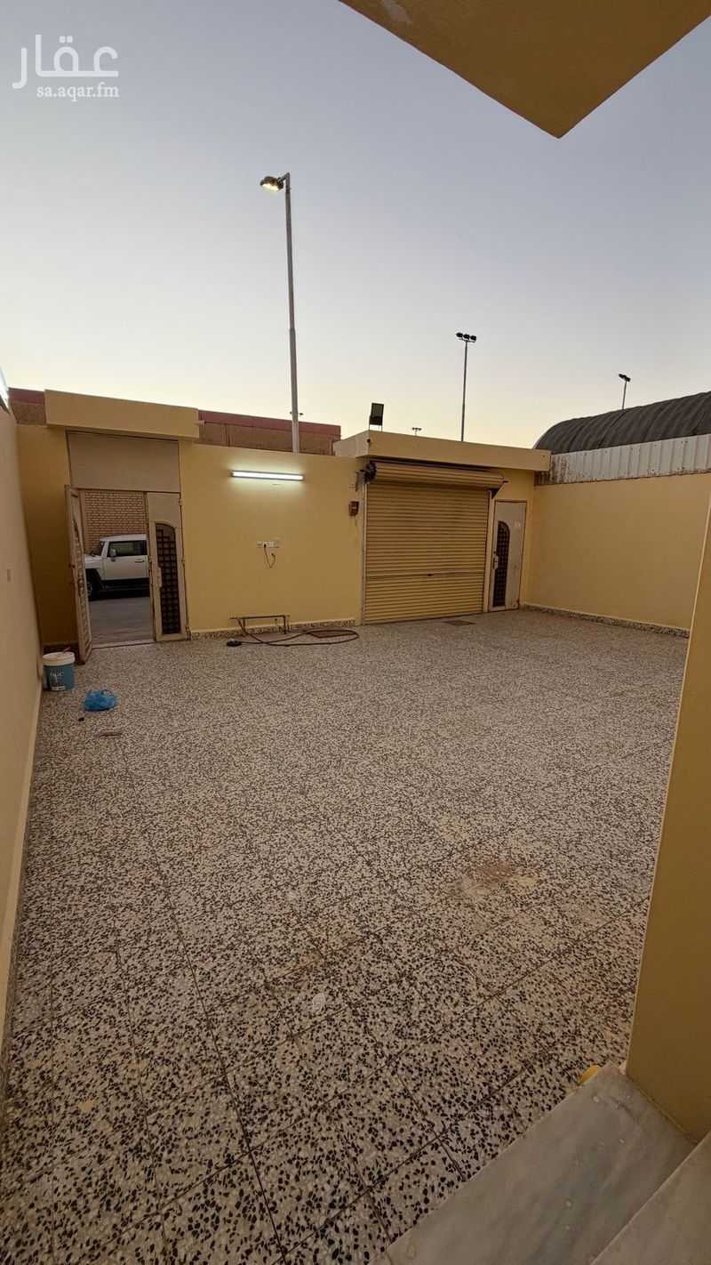 5 bedroom villa in Al Fayziyyah, Qassim Region 6