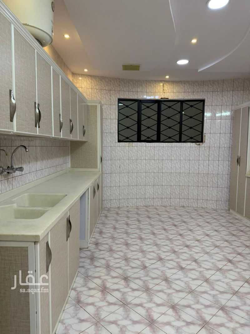 8 bedroom villa in Mishal, Qassim Region 6