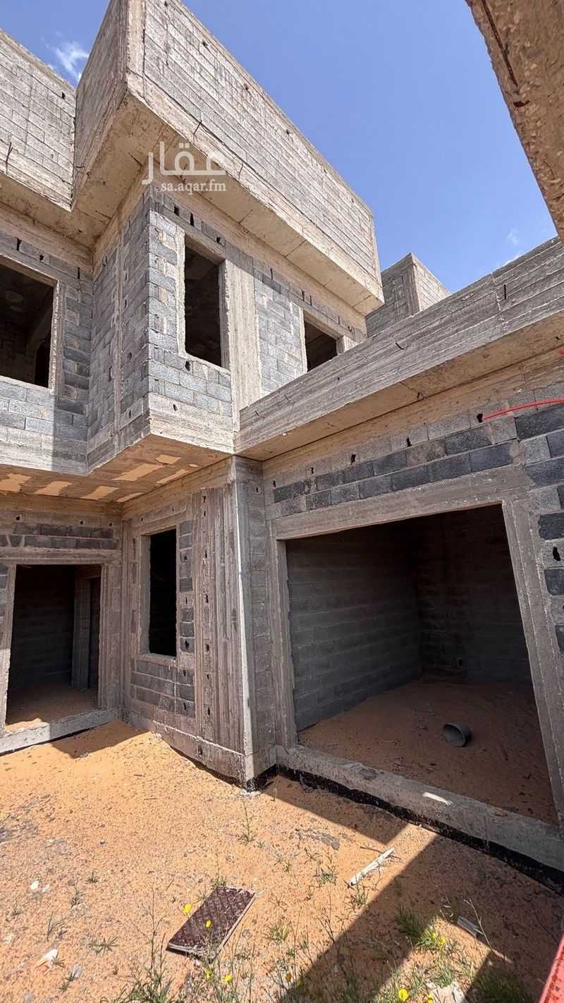 5 bedroom villa in Al Jamiyin, Qassim Region 2