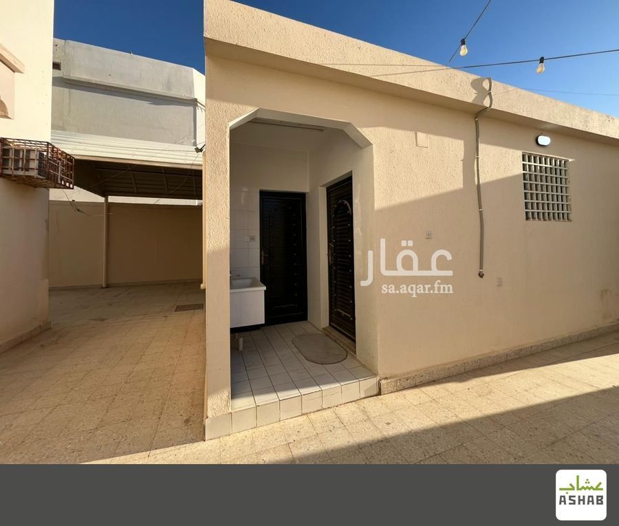 5 bedroom villa in Mishal, Qassim Region 3