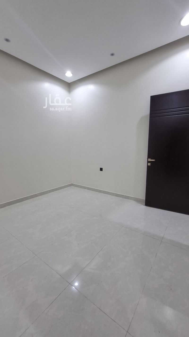 5 bedroom villa in Ad Dahi, Qassim Region 4