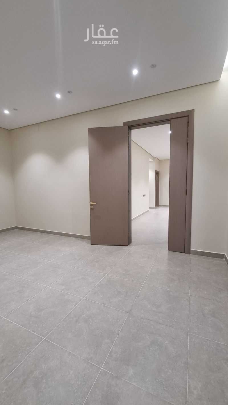 5 bedroom villa in Al Jamiyin, Qassim Region 24