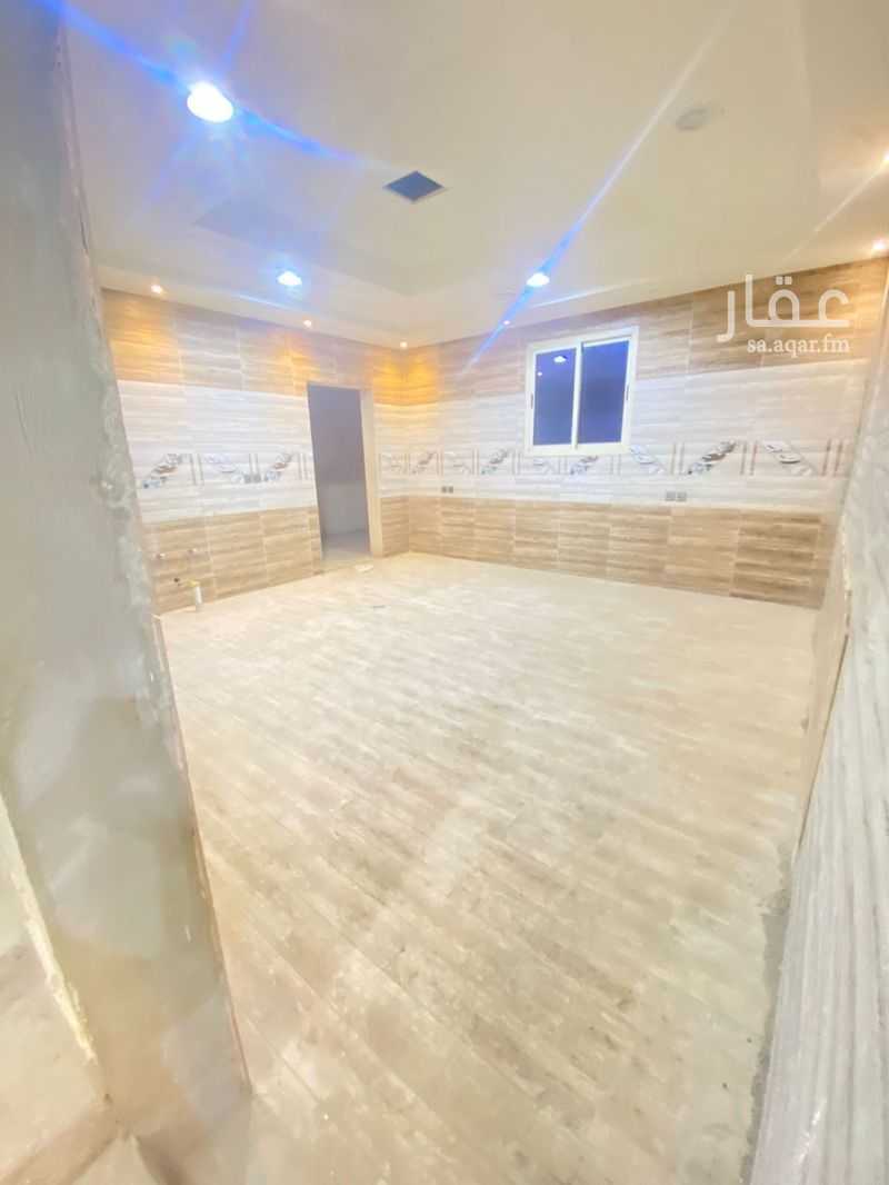 6 bedroom villa in Ash Shiqah, Qassim Region 2