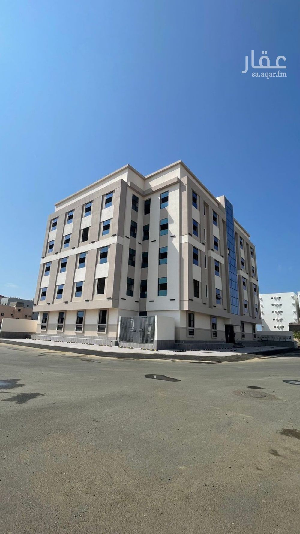 4 bedroom apartment in Al Shati, Jazan 2