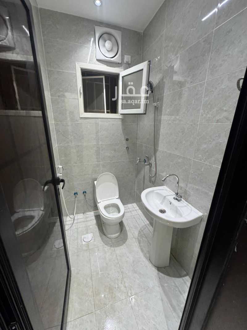 2 bedroom apartment in Al Rawdah, Jazan 6