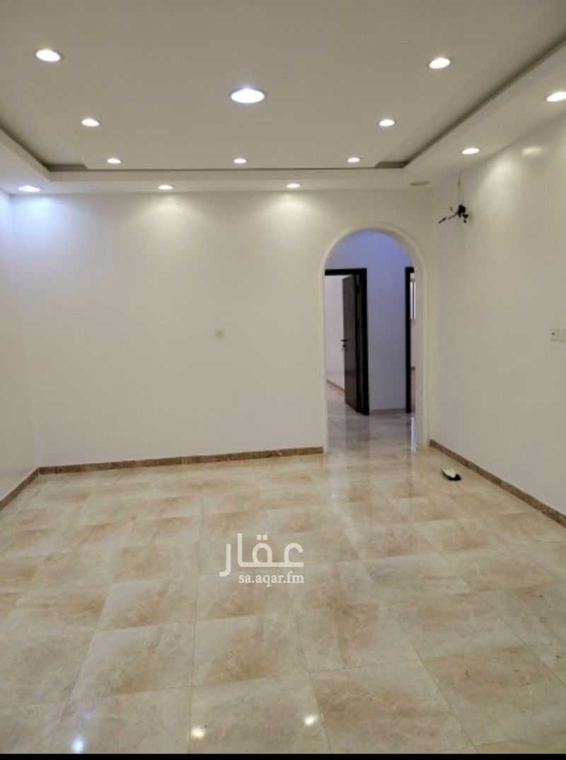 4 bedroom apartment in Al Rawdah, Jazan 3