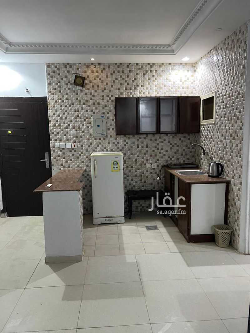2 bedroom apartment in As Suways, Jazan 4