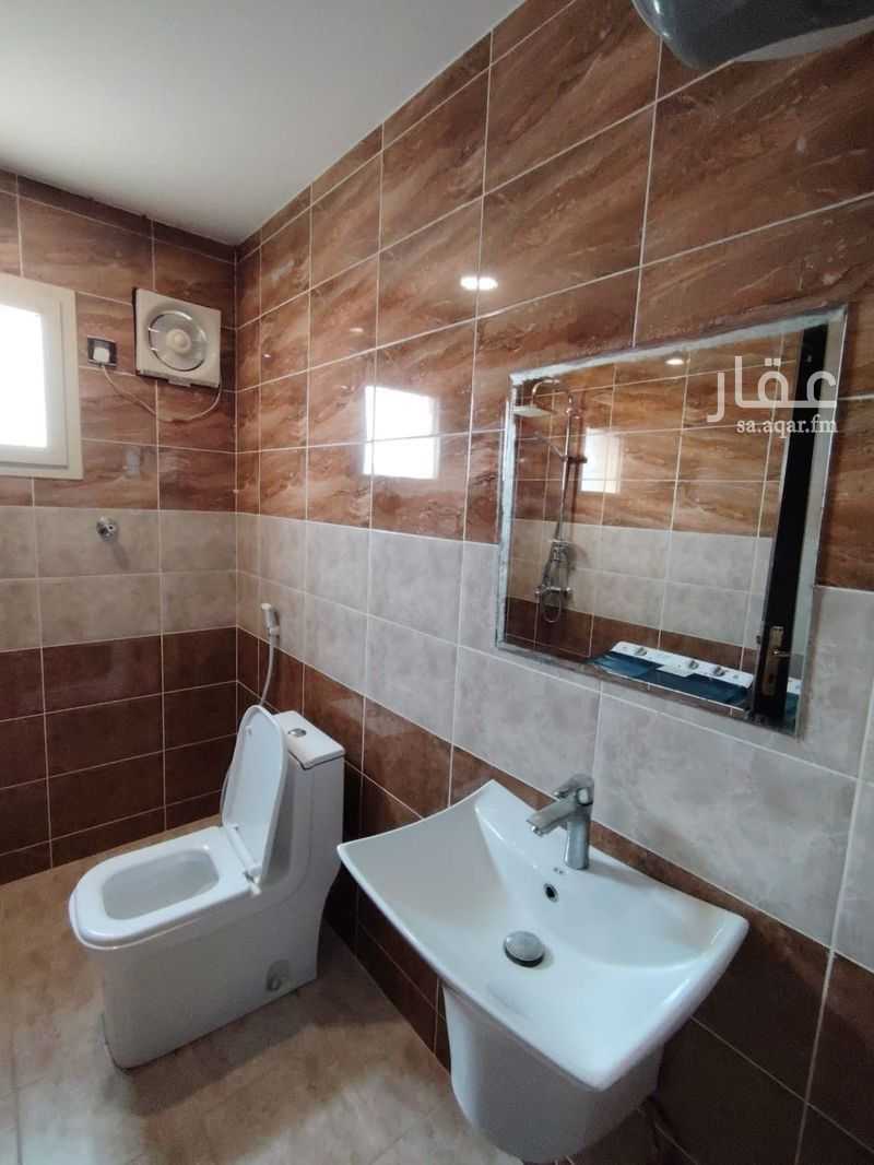 2 bedroom apartment in Al Shati, Jazan 7