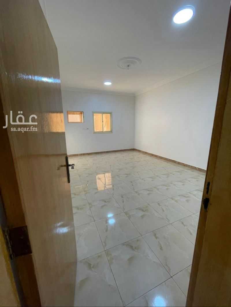 2 bedroom apartment in Al Rawdah, Jazan 3