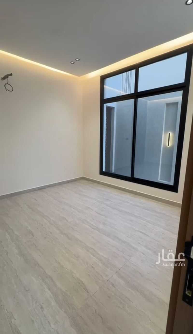 8 bedroom villa in Al Hofuf South, Al Ahsa 9