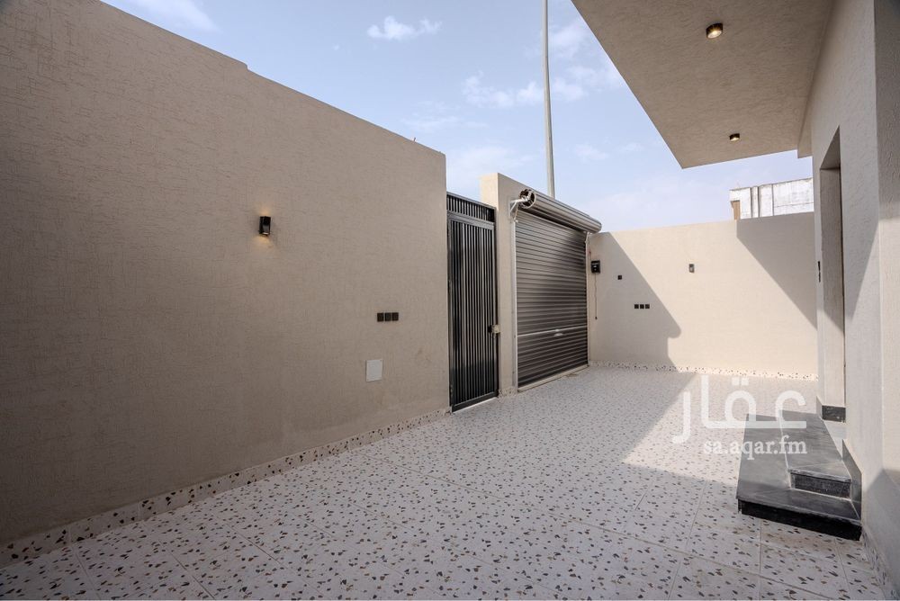 6 bedroom villa in Jonob Mansobi Al Taleem, Al Ahsa 2