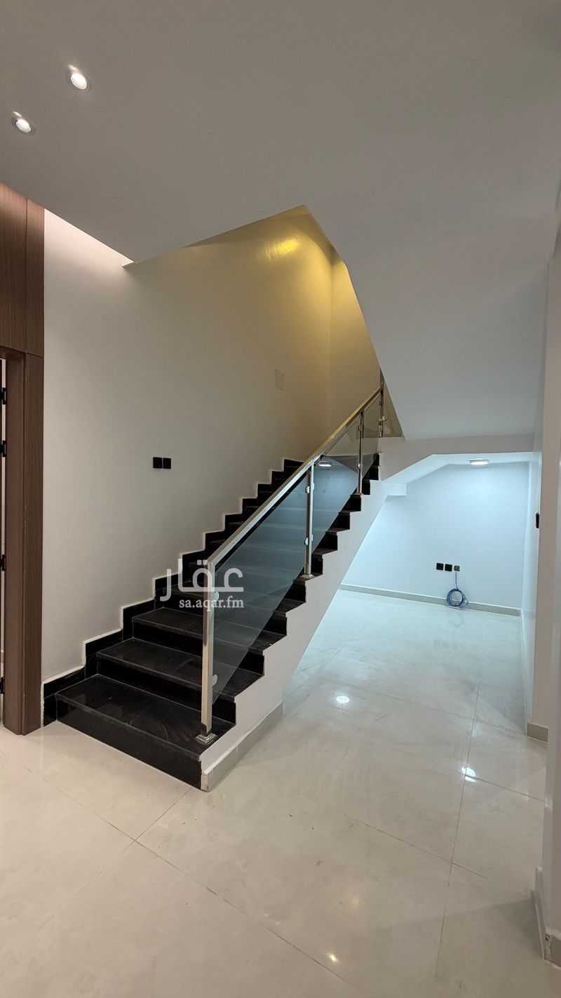 8 bedroom villa in Al Hofuf South, Al Ahsa 2