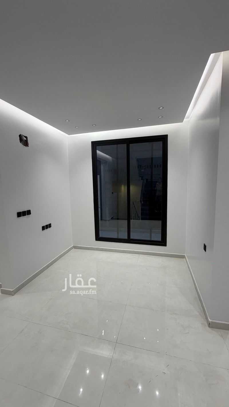 8 bedroom villa in Al Hofuf South, Al Ahsa 3