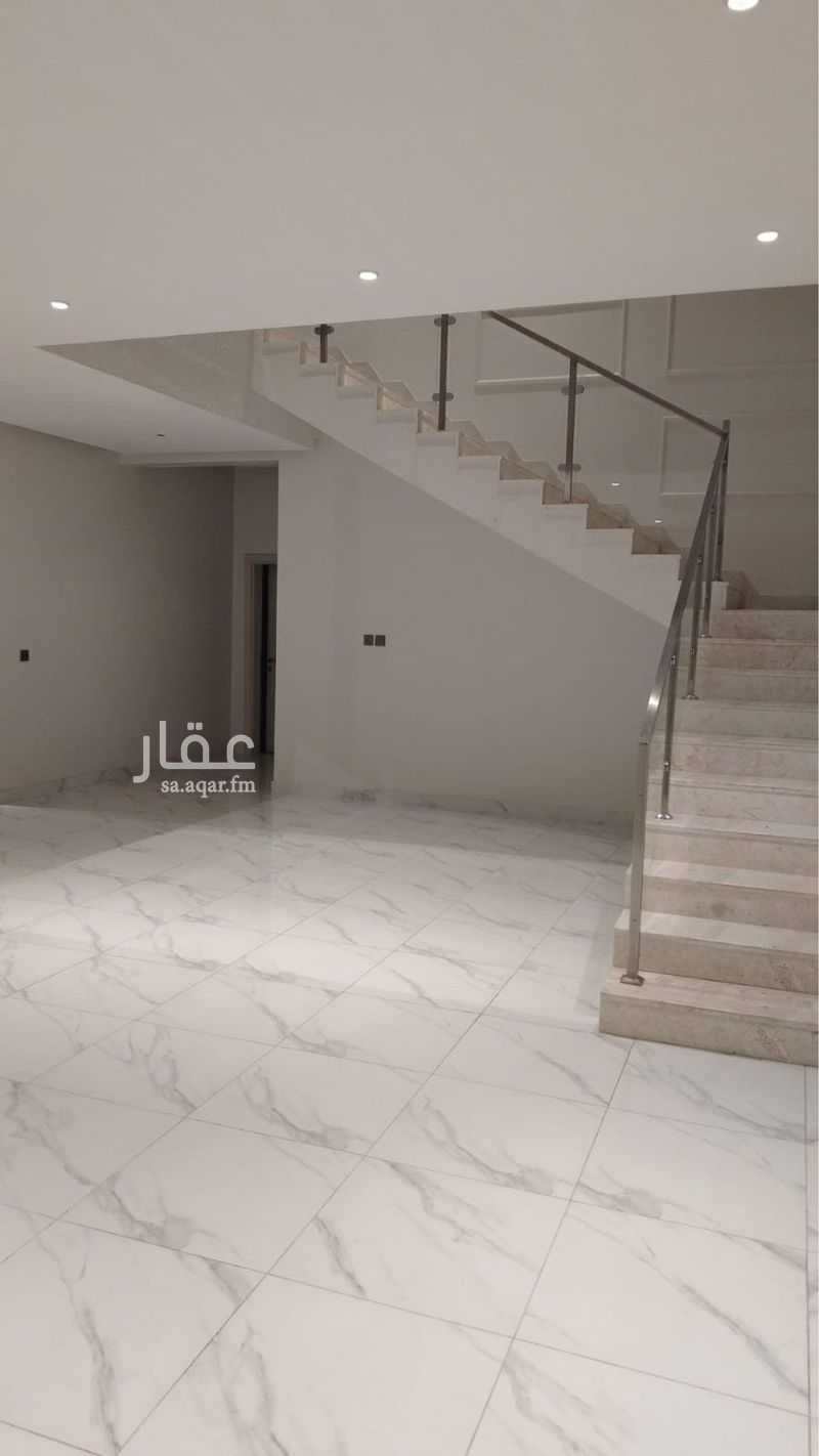 4 bedroom villa in Ar Rayan, Qassim Region 2